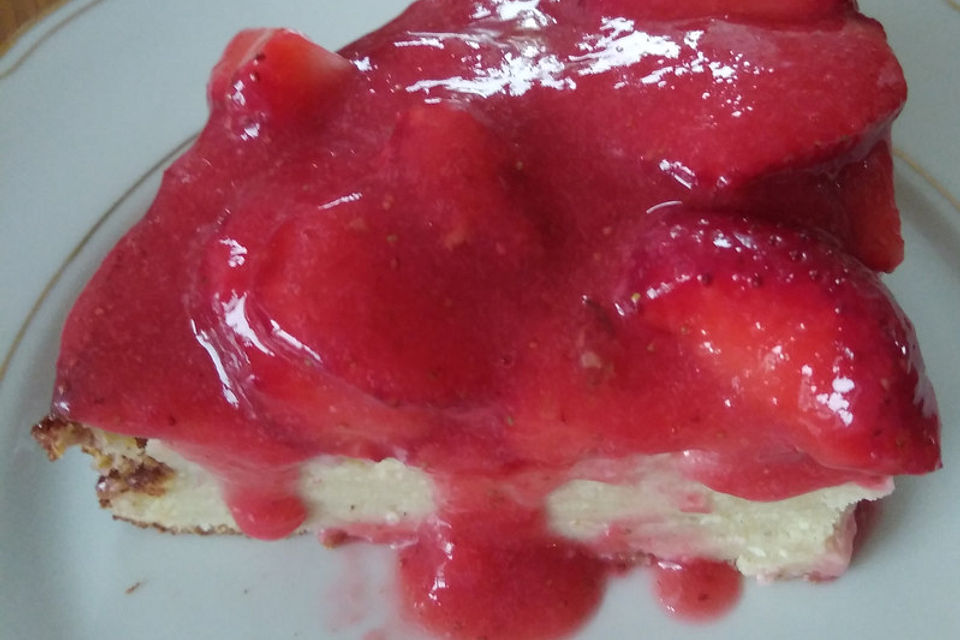 Austrian Strawberry Cheesecake