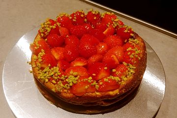 Austrian Strawberry Cheesecake