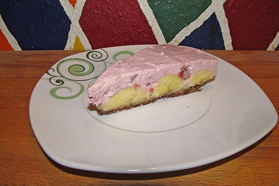 Kiba-Kuchen mit Schokomüsliboden