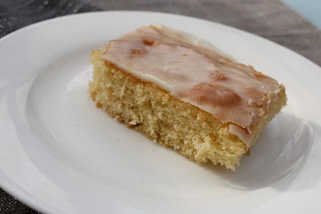 Schneller Zitronen-Rührkuchen vom Blech von Sofi| Chefkoch