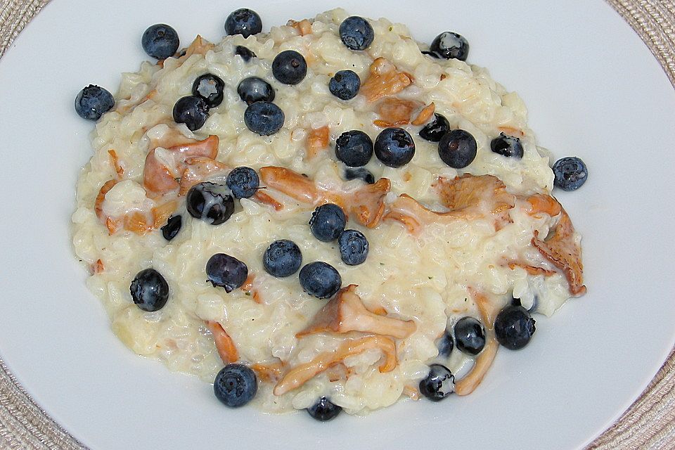 Risotto mit Pfifferlingen und Blaubeeren