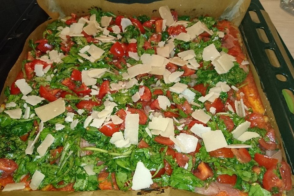 Rucola-Parma-Blumenkohl-Pizza