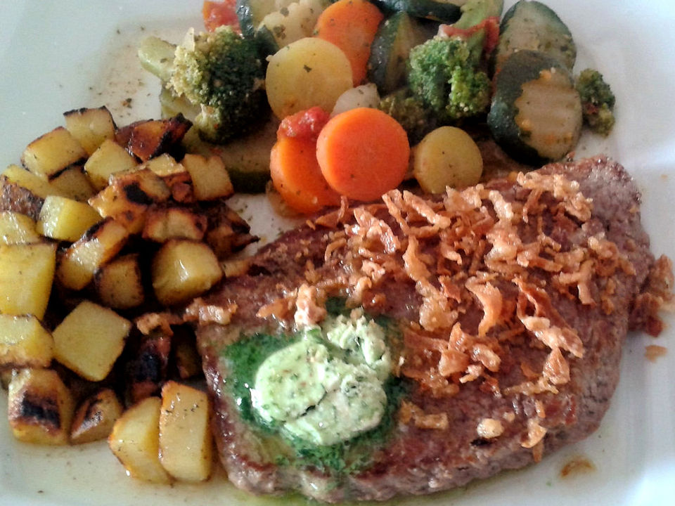 Rinderhüftsteak mit Reis und Zucchinigemüse von LabourZ| Chefkoch