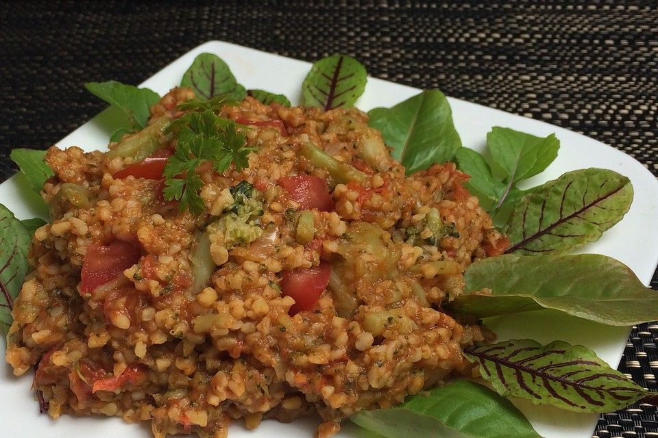 Tomaten-Couscous mit Brokkoli