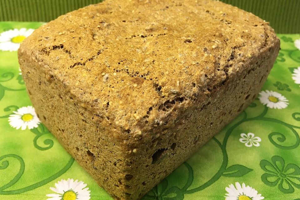 Dinkelvollkornbrot mit Körnern