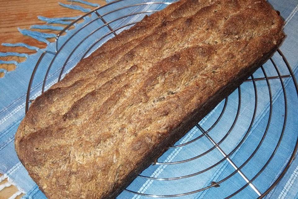 Dinkelvollkornbrot mit Körnern