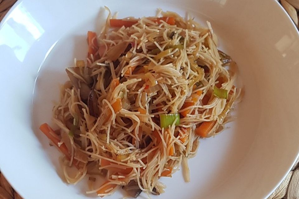 Glasnudelpfanne schnell Glasnudelpfanne schnell