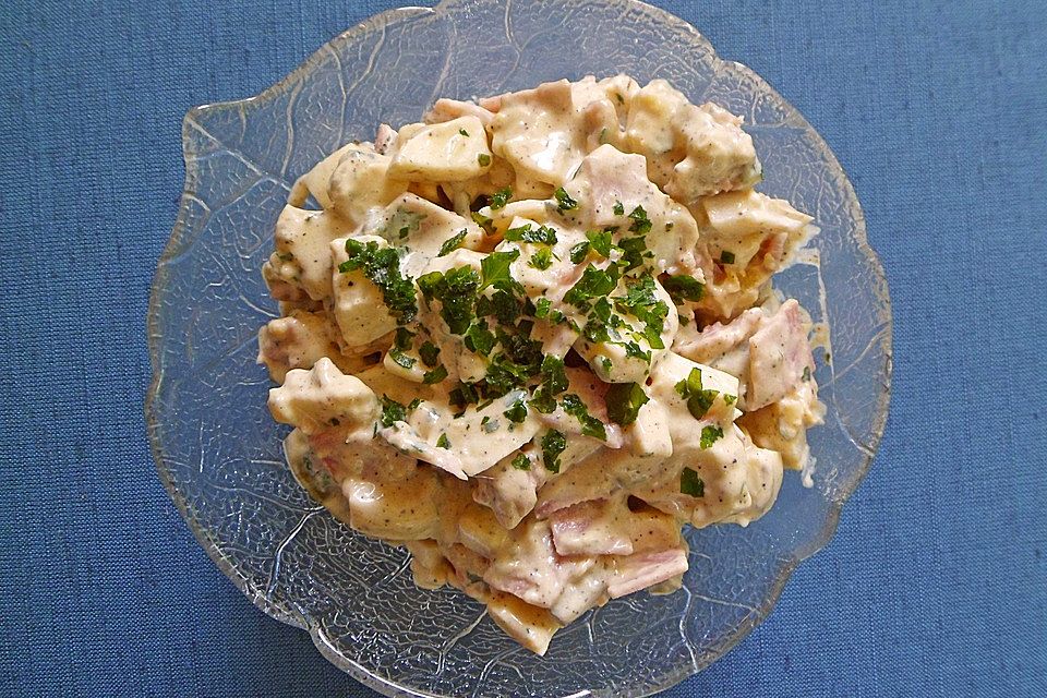 Eiersalat mit Schinken und Gewürzgurken