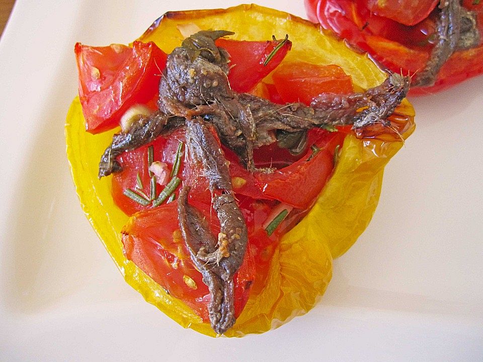 Geröstete Paprika mit Tomaten-Sardellen-Füllung von GourmetKathi| Chefkoch