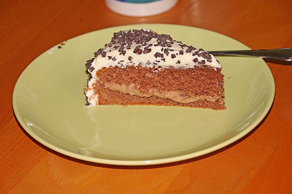 Sahnetorte mit Weißer- und Vollmilchschokolade