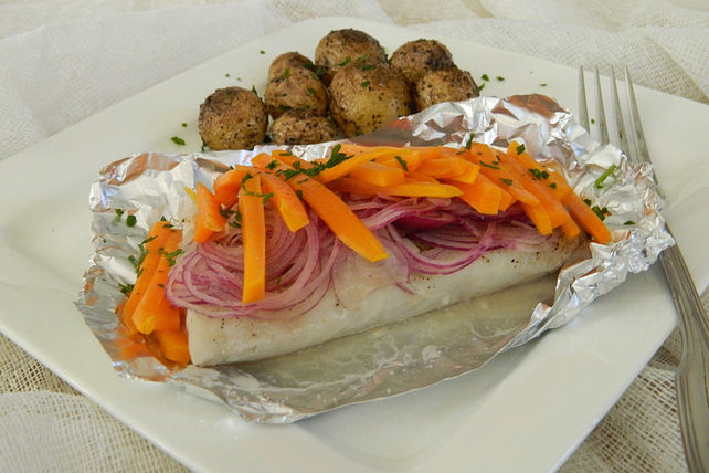 Gegrilltes Fischfilet auf Gemüsebett von Schleckergoasch| Chefkoch