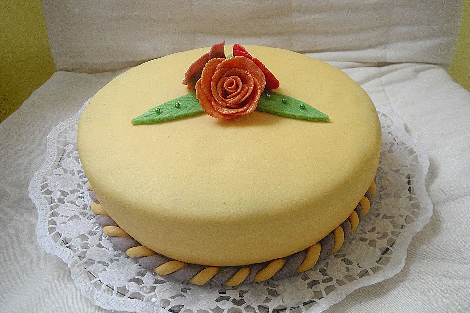 Schneller Zitronenkuchen auf dem Blech Schneller Zitronenkuchen auf dem Blech