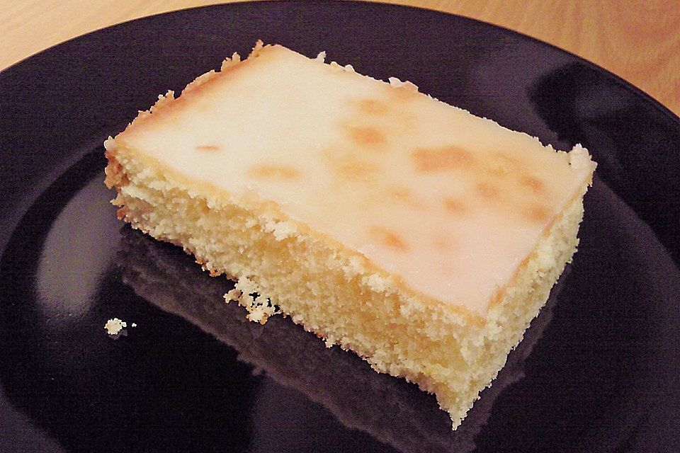 Schneller Zitronenkuchen auf dem Blech Schneller Zitronenkuchen auf dem Blech