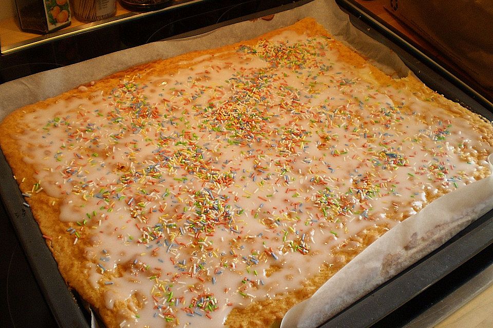 Schneller Zitronenkuchen auf dem Blech Schneller Zitronenkuchen auf dem Blech