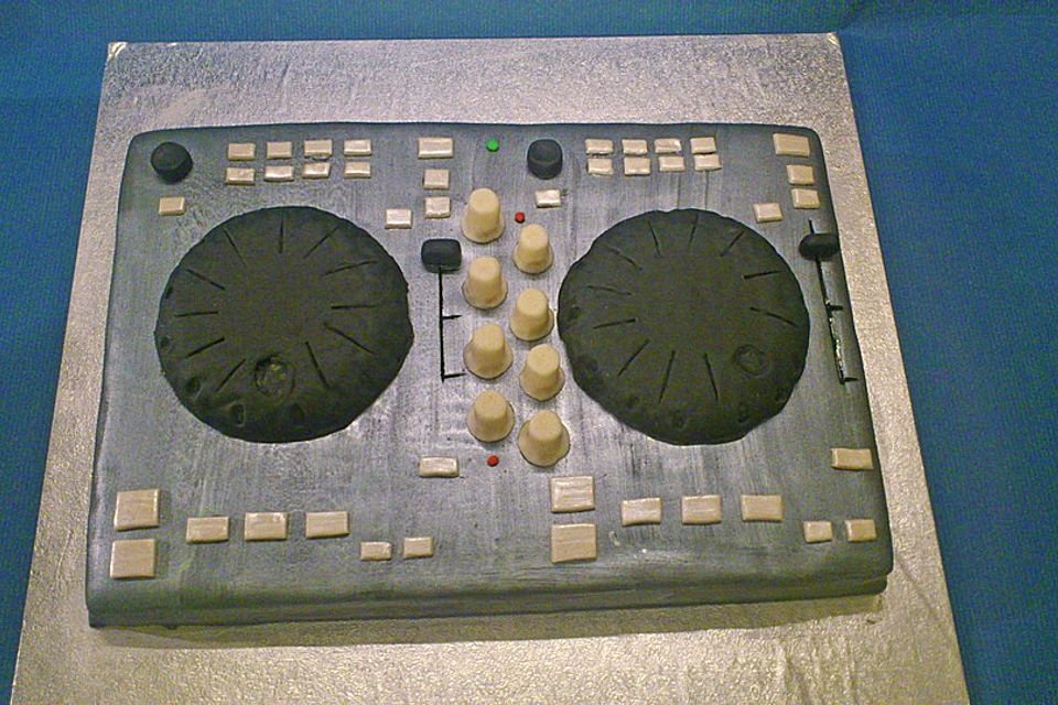 Schneller Zitronenkuchen auf dem Blech Schneller Zitronenkuchen auf dem Blech