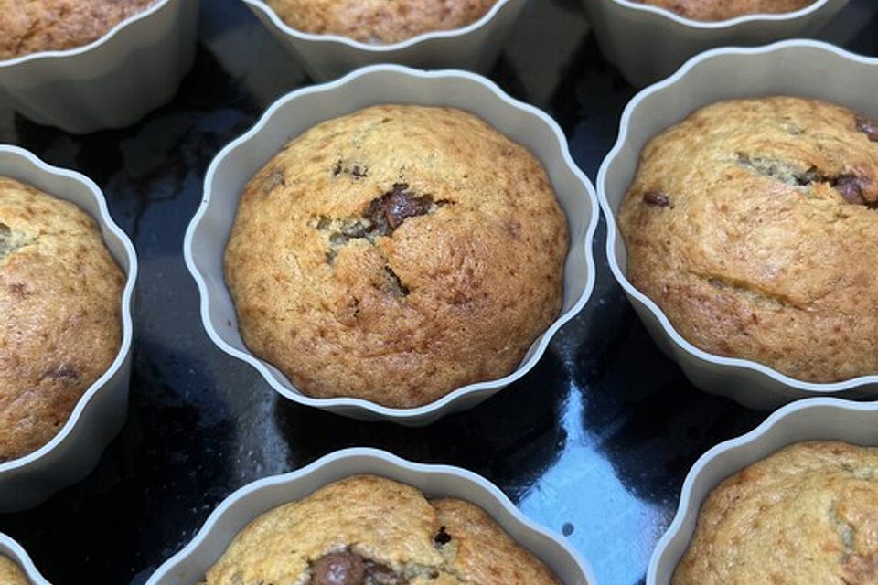 Schoko-Bananenbrot mit Joghurt