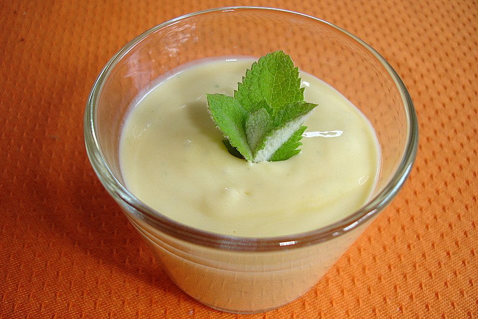 Mango-Joghurt mit Minze