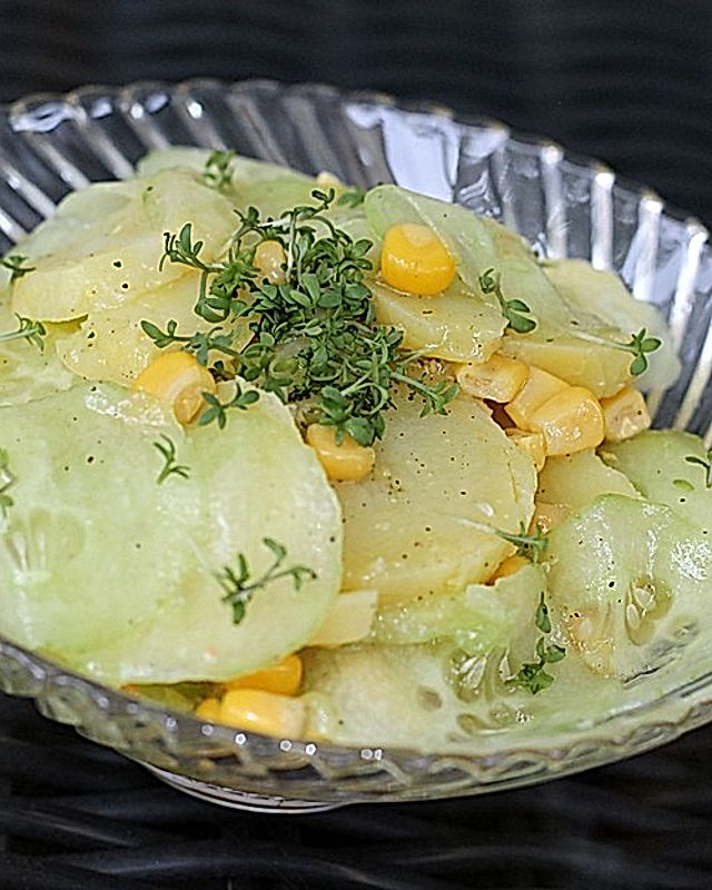 Kartoffel-Gurken-Mais-Salat