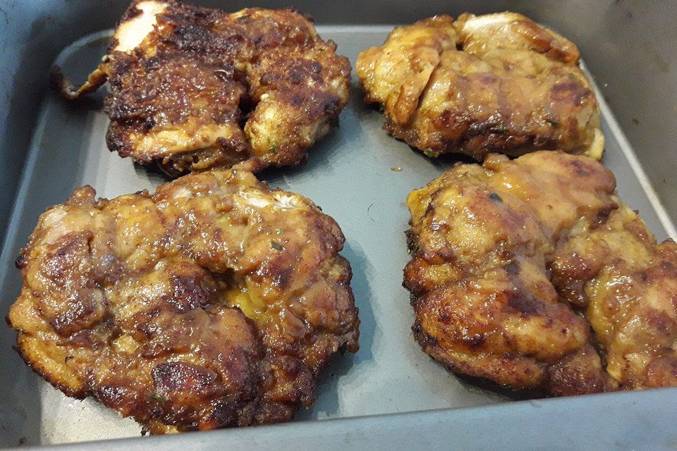 Hähnchenkeulen im Bierteig gebacken