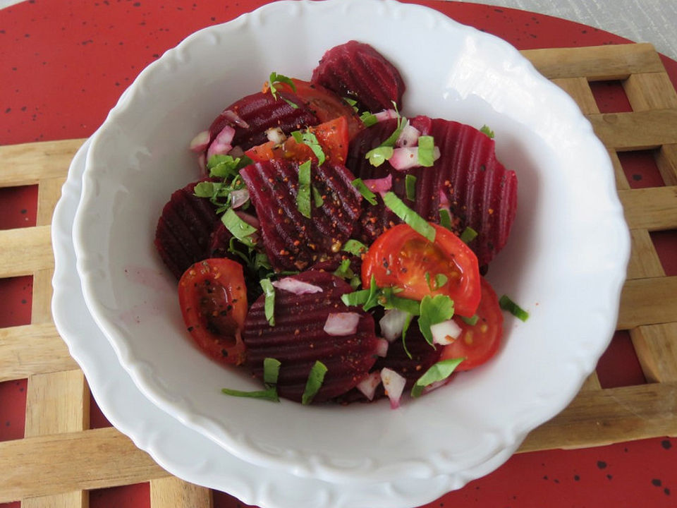 Tomatensalat mit Rote Bete von ernan| Chefkoch