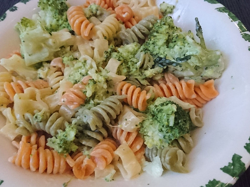 Broccoli Lauchcremesuppe Mit Käse — Rezepte Suchen