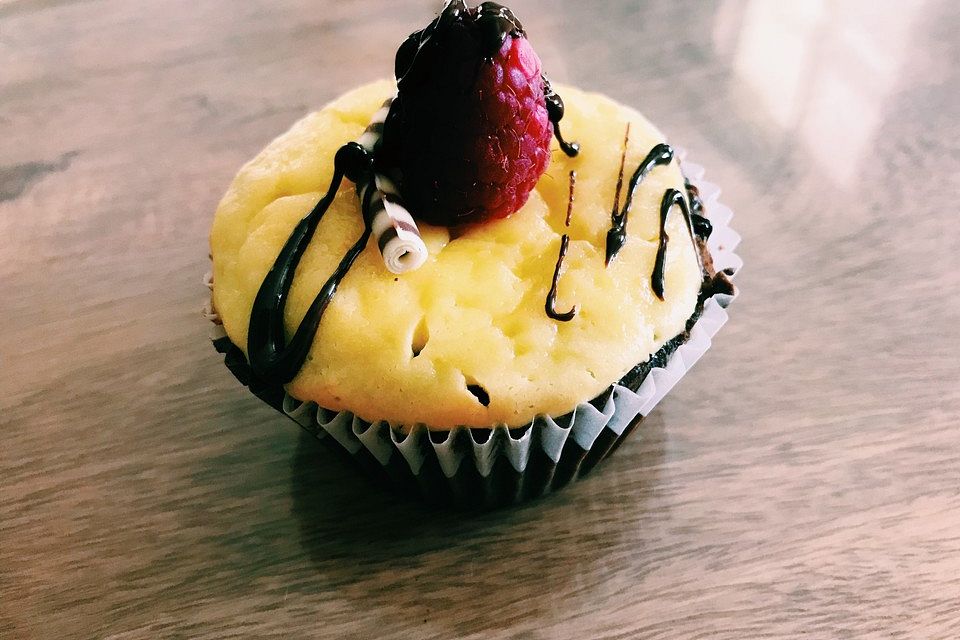 Mini Brownie Cheesecakes