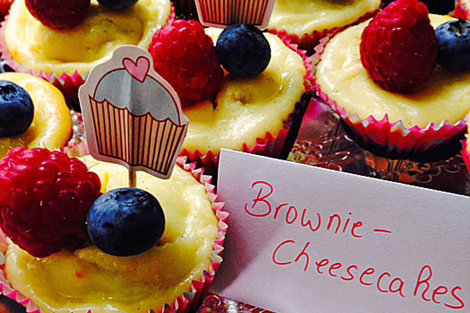 Mini Brownie Cheesecakes