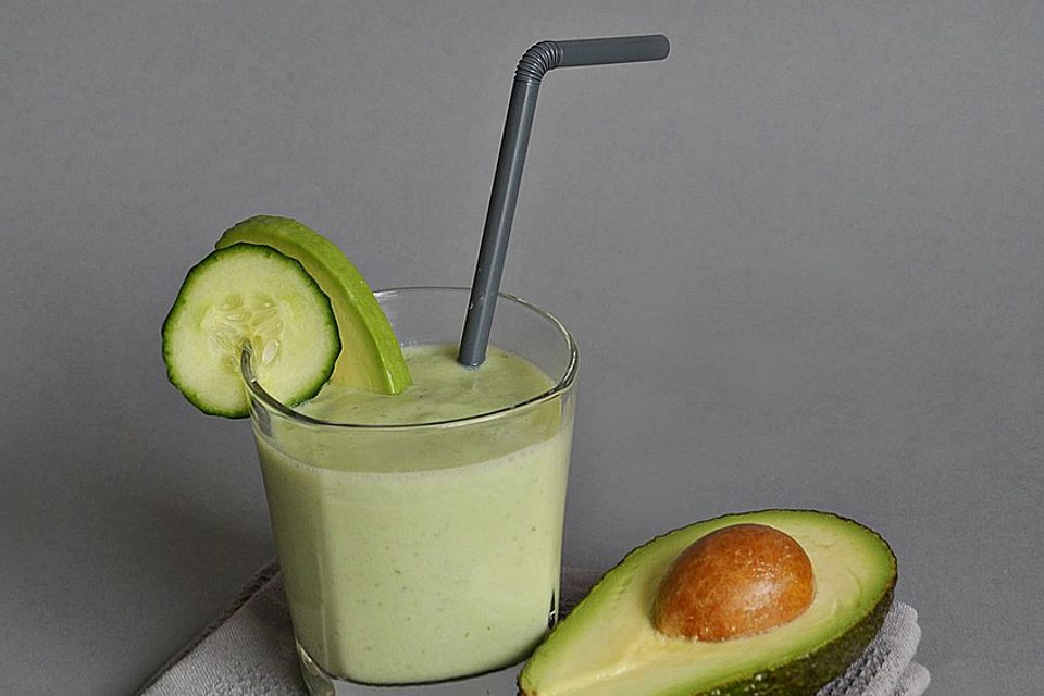 Avocado-Gurken Smoothie