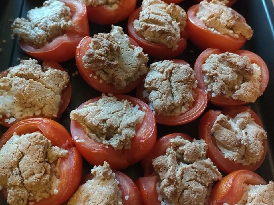 Gefüllte Tomaten mit Hirse und Basilikum-Cashew-Kruste von alina212 ...