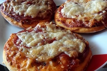 Mini Salami Pizzen Von Nicole Special13 Chefkoch 