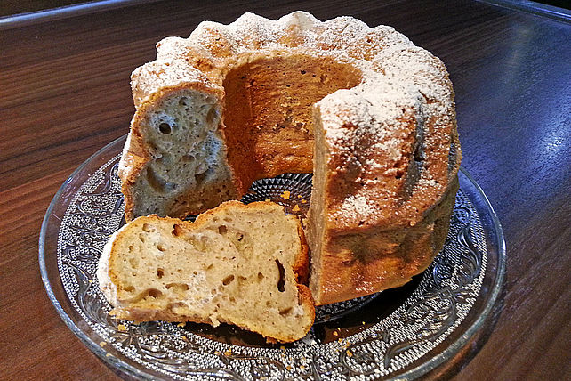 Bananen-Kokos-Gugelhupf von yuffie_62| Chefkoch