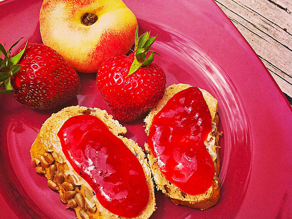 Erdbeer-Pfirsich-Marmelade mit Schwips von voice83| Chefkoch
