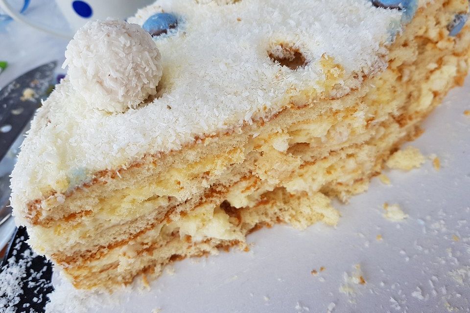 Raffaellotorte mit Cremefüllung