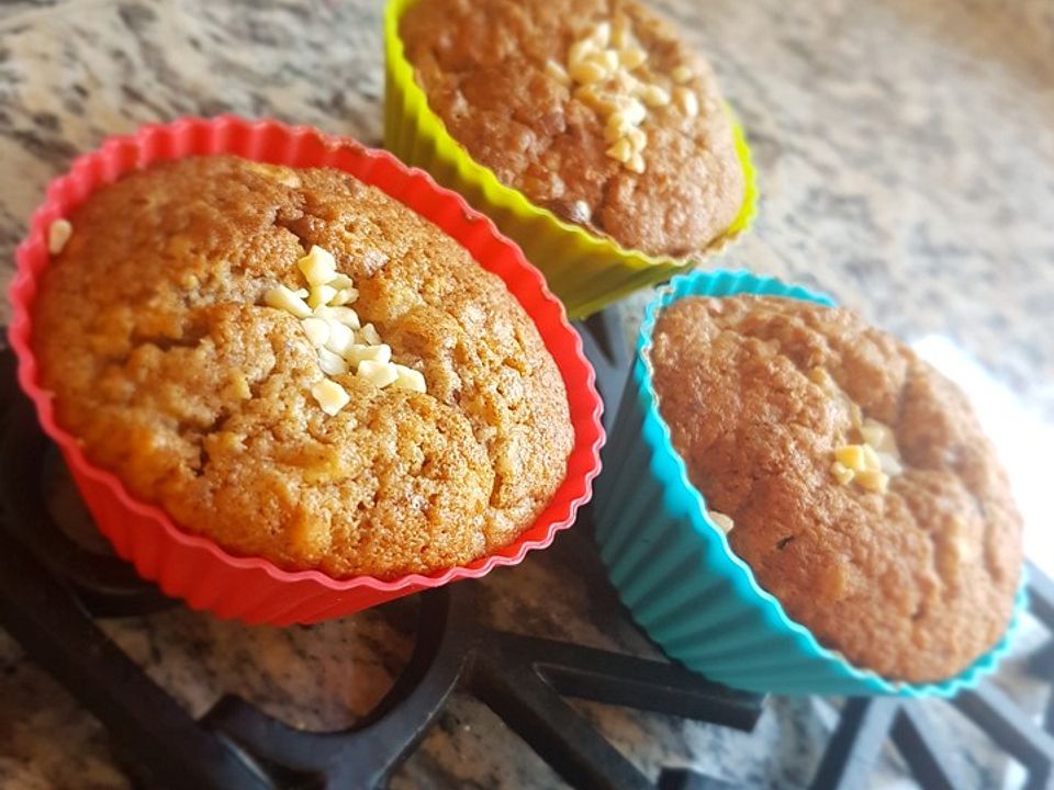 Apfel-Nuss-Zimt-Muffins von sirbase | Chefkoch