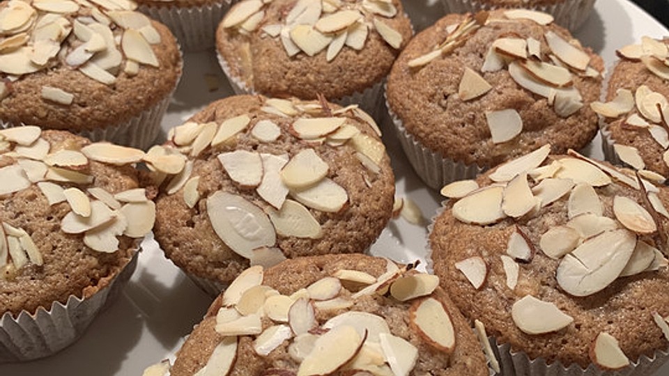 Apfel-Nuss-Zimt-Muffins von sirbase