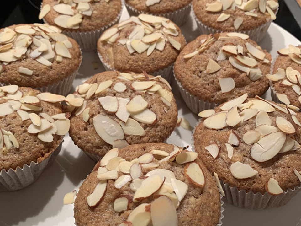 Apfel-Nuss-Zimt-Muffins von sirbase| Chefkoch