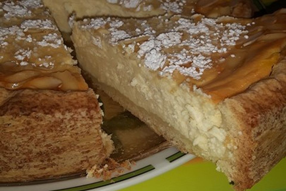 Käsekuchen mit Frischkäse und Mascarpone