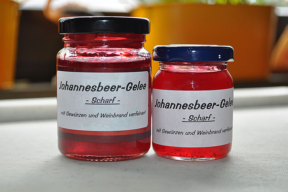 Johannisbeer-Weinbrand-Gelee, pikant und fruchtig-süß