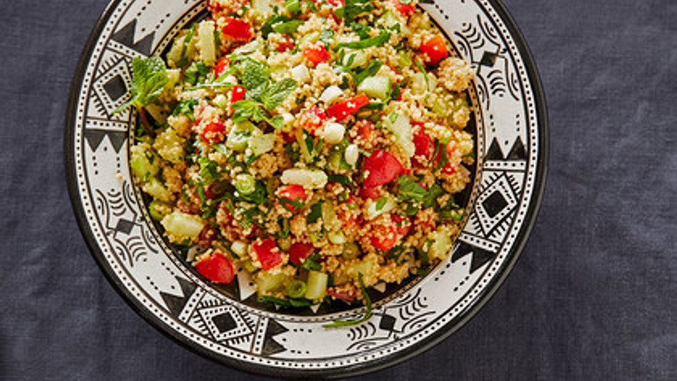 Couscous-Salat-mit-Gem-se-und-Minze