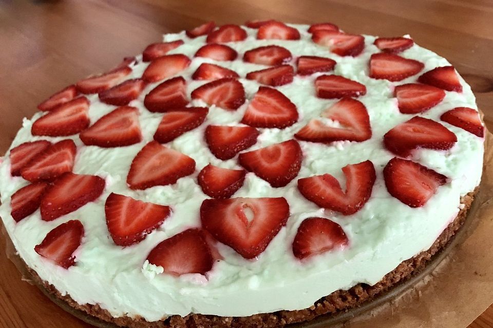 Frischkäsetorte mit Waldmeister