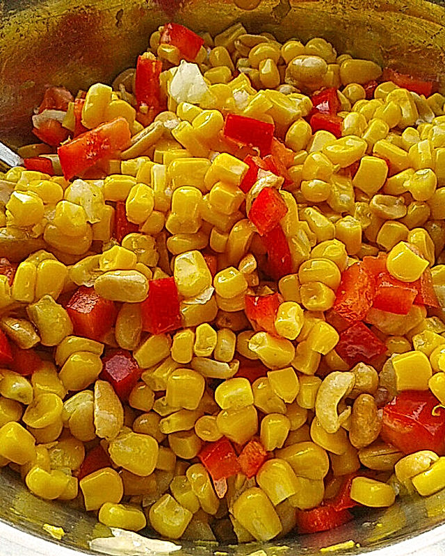 Maissalat mit Erdnüssen