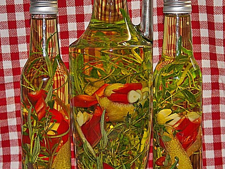 Chili-Knoblauch-Öl mit Rosmarin, Thymian und Zitrone von jama2003| Chefkoch
