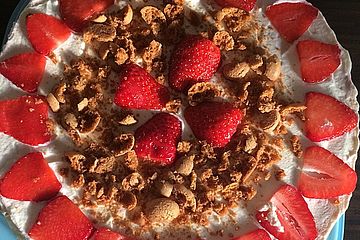 Erdbeer-Mascarpone-Amarettini Torte