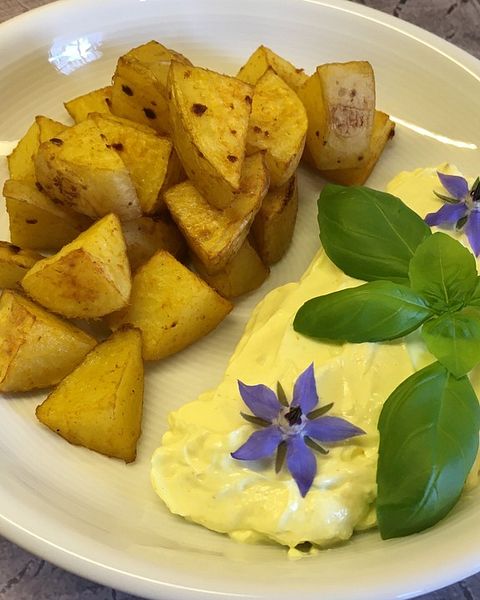 Frischkäse-Ananas-Curry-Dip von MamaNMS
