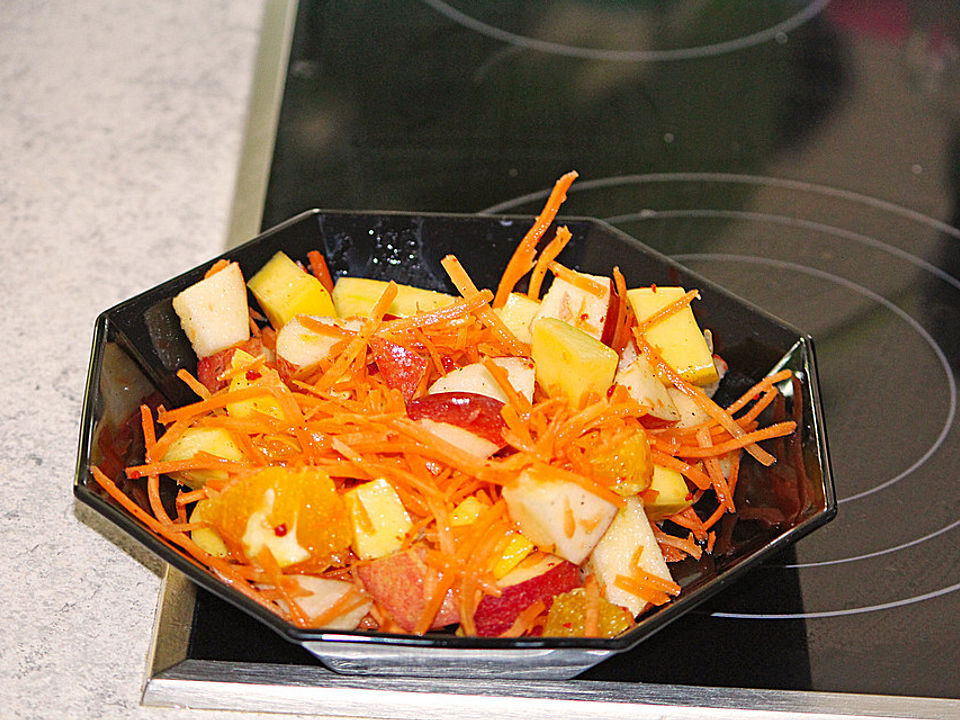 Möhren-Apfel-Mango-Orangen-Salat von SebisAngel | Chefkoch