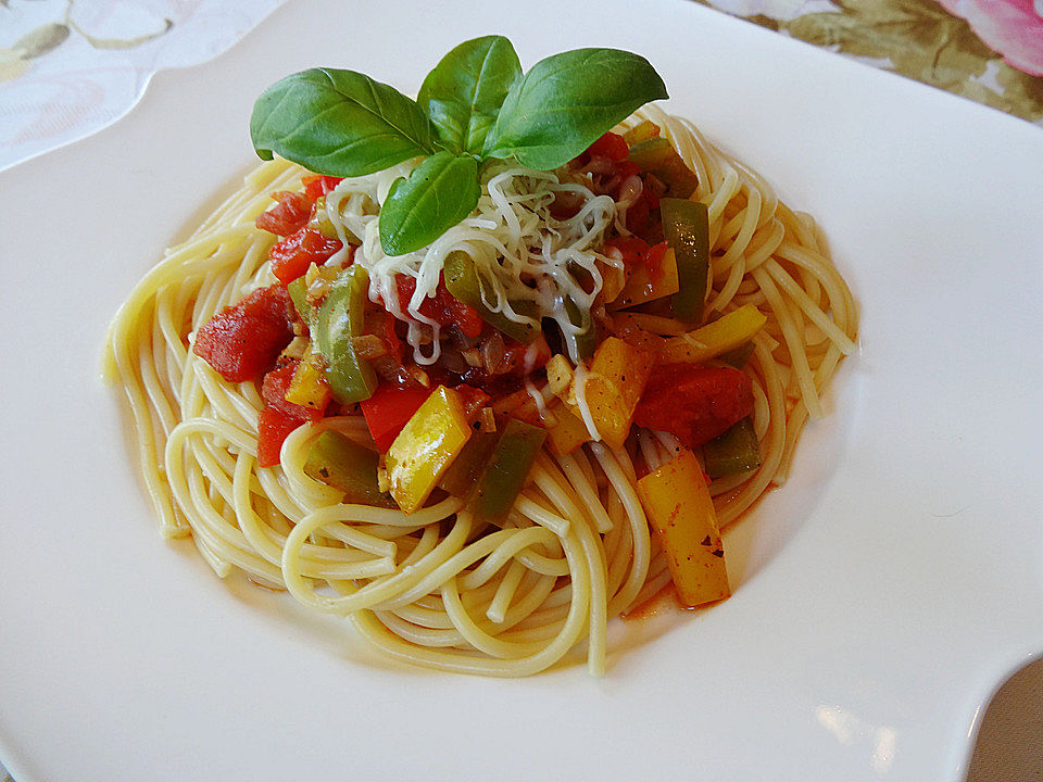 Spaghetti mit Paprikasauce von Nina82| Chefkoch