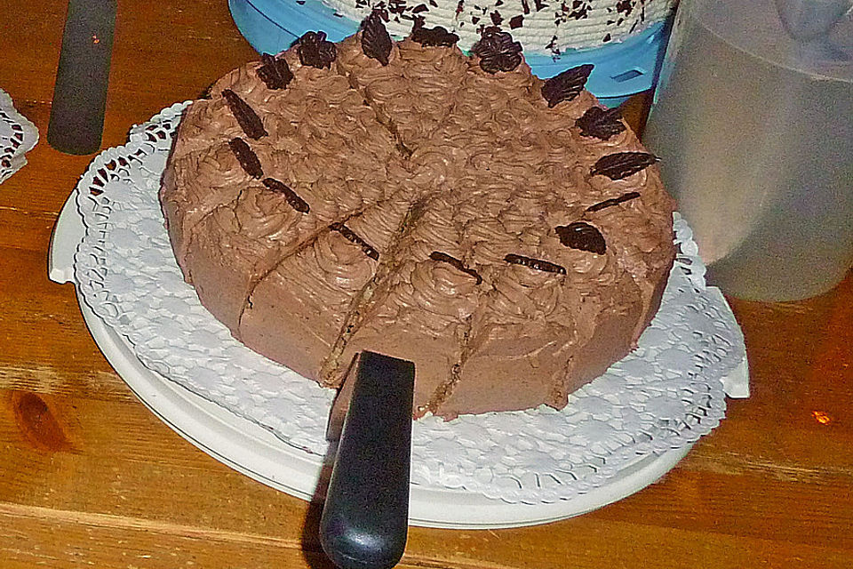 Schokosahnetorte mit Bananen