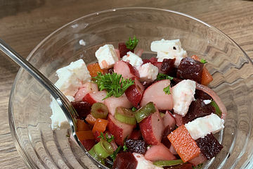 Rote-Bete-Salat arabisch angehaucht