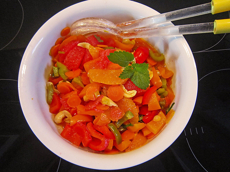 Bunter Paprikasalat mit Zitrusfrüchten von minosch| Chefkoch