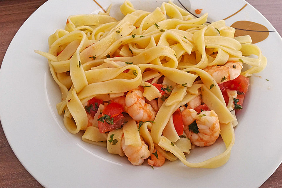 Tagliatelle mit Garnelen